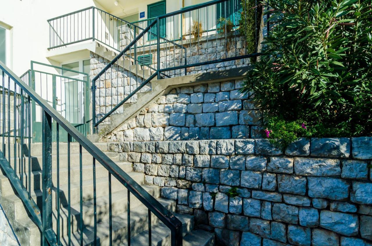 Sun City Apartment Дубровник Екстер'єр фото